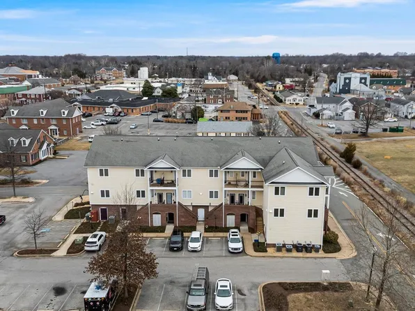 305 Centennial St Suite 204H, La Plata, MD 20646