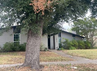 1827 Addington Dr, Carrollton, TX 75007