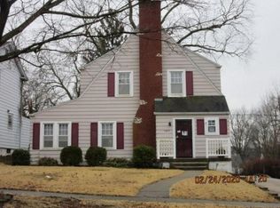 1629 W Riverview Ave, Decatur, IL 62522