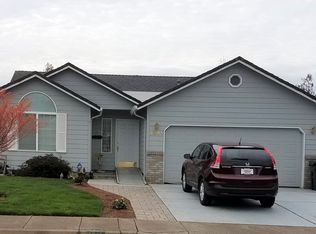 3891 Pinyon St, Springfield, OR 97478