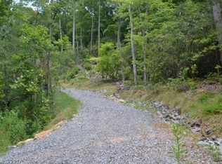 170 Woodburn Dr, Swannanoa, NC 28778