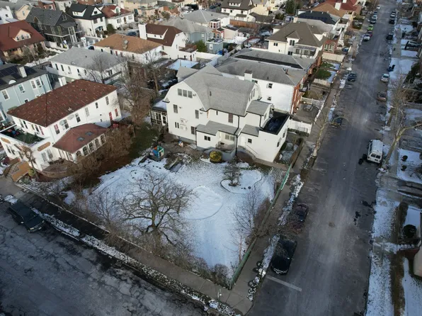 3851 Laurel Avenue image 6 of 23