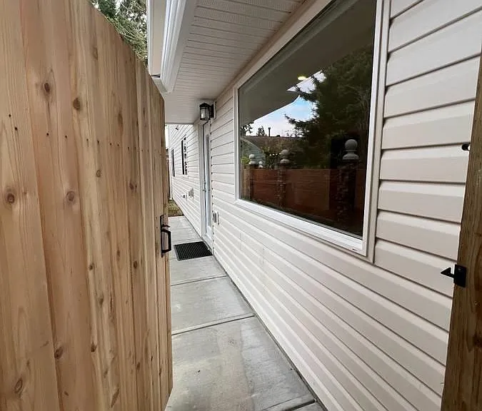 12096 Irving St — Photo 23
