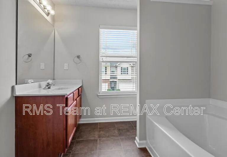 45 Providence Oak Ct — Photo 23