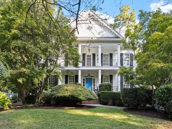 105 Pasquotank Dr, Raleigh, NC 27609
