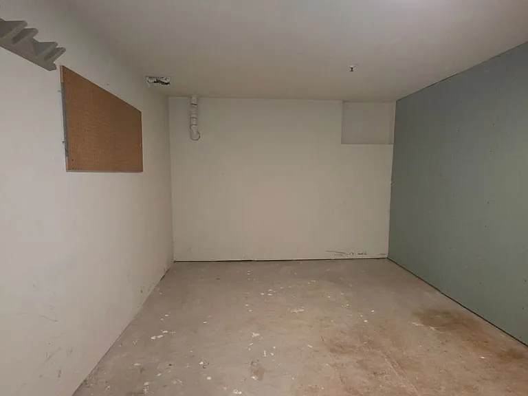 1550 Cedar Hl — Photo 53