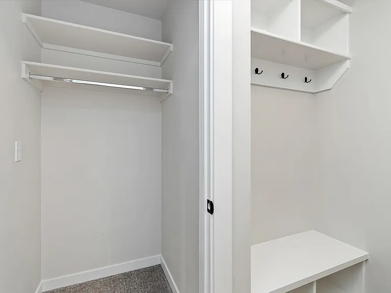1761 E Hadler St — Photo 28