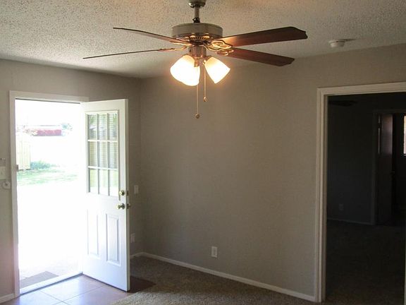 2nd image of 5132 Virgil St