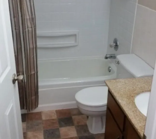 504 S 7th St #7 — Photo 3