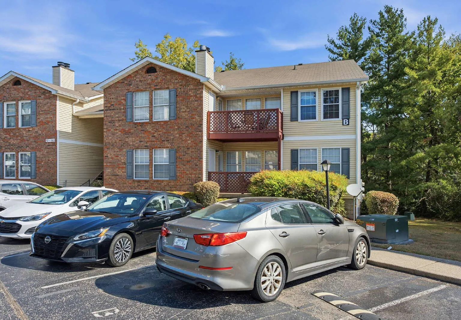 2 bed, 2.0 bath, 1143 sqft, $1,675 — Photo 3