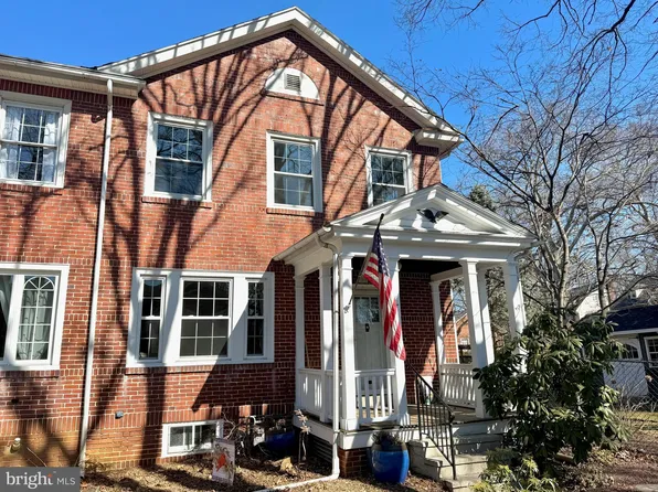711 Wayne Ave, West Reading, PA 19611