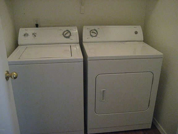 4th image of 45484 W Windmill Dr