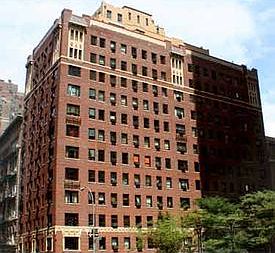 1st image of 11 Waverly Pl APT 2D