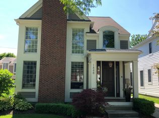 1848 Pierce St, Birmingham, MI