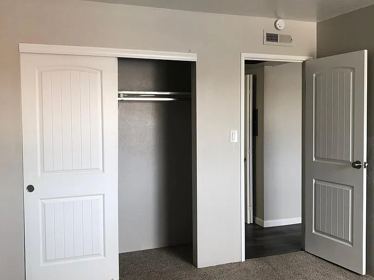 3633 S Sheridan Blvd #16 — Photo 8