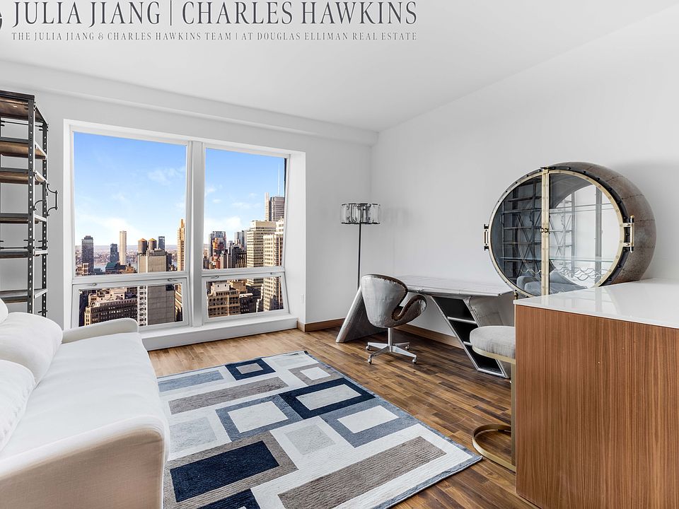 1st image of 400 5th Ave APT 42F