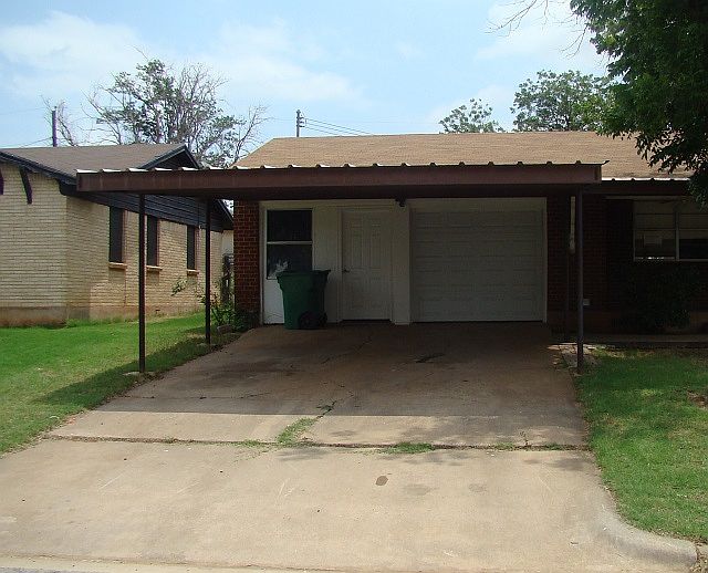 1st image of 109 Wood Cir
