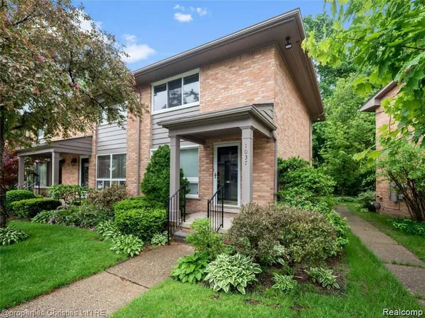 1037 N Old Woodward Ave Unit 4, Birmingham, MI 48009