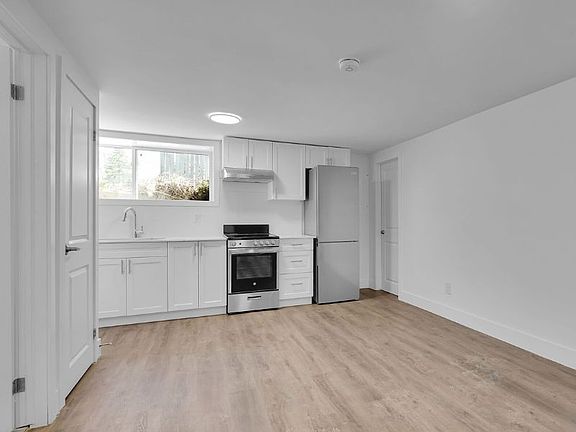 4th image of 917 Hamilton Rd #20