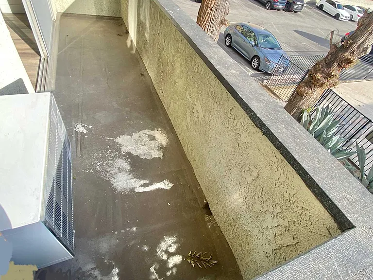 Moorpark St — Photo 16