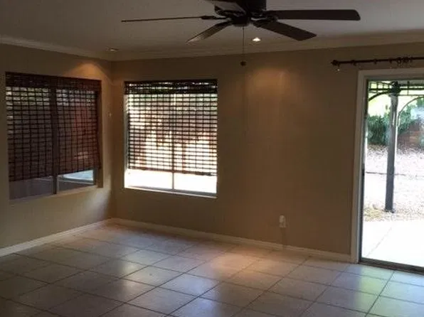 9621 Christine View Ct, Las Vegas, NV 89129
