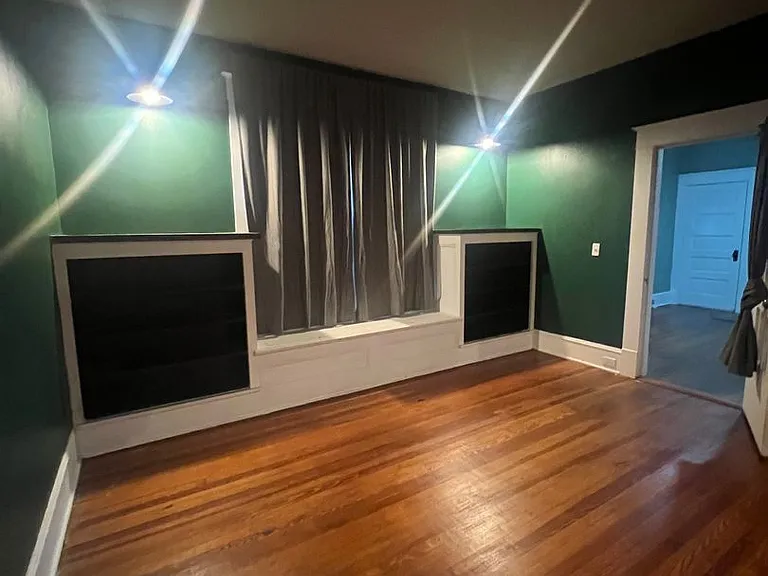 717 Kirby Pl — Photo 4