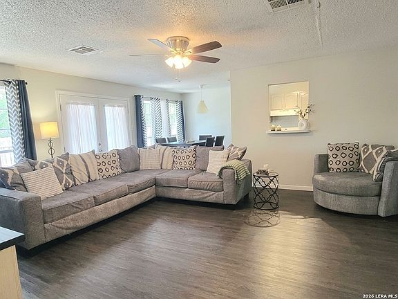 2nd image of 3811 PIPERS CREST ST