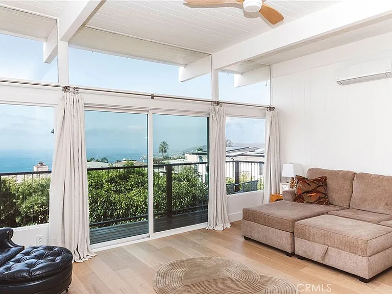 989 La Mirada St — Photo 3
