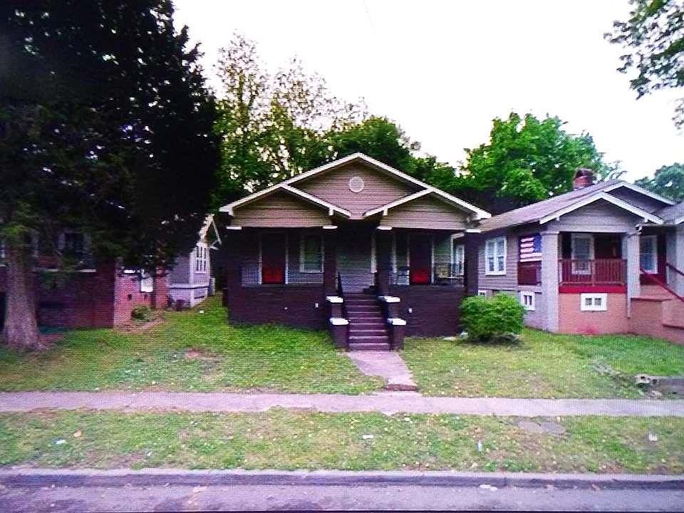 2nd image of 2339 20th Pl W