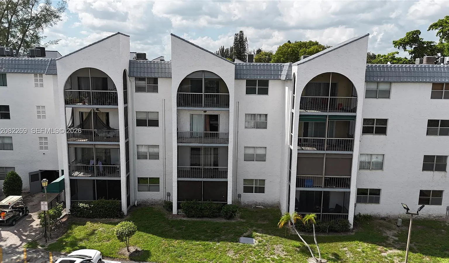 3360 Spanish Moss Ter — Photo 2