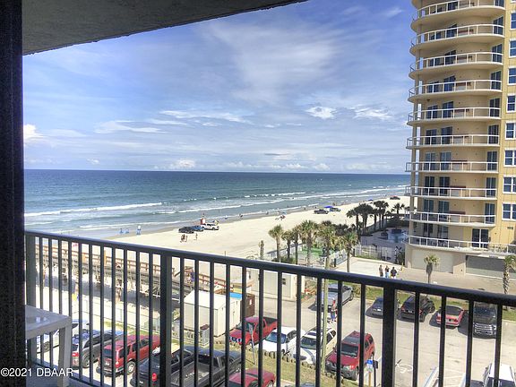 4th image of 3647 S Atlantic Ave #5D