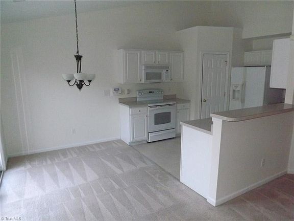 3rd image of 4255 Bailey Ct