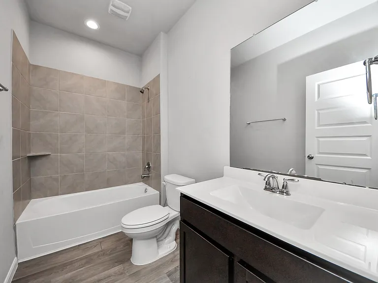 3630 Telford Ln — Photo 8