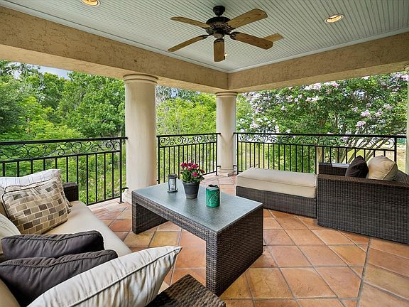 5th image of 1106 Bayou Island Dr