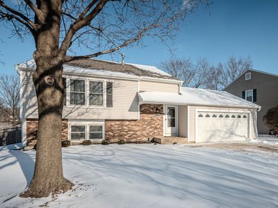 965 Independence Ave, Saint Charles, IL, 60174
