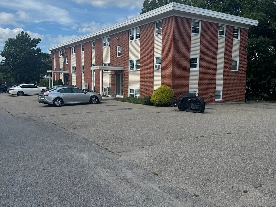 45 Alabama Ave #2C