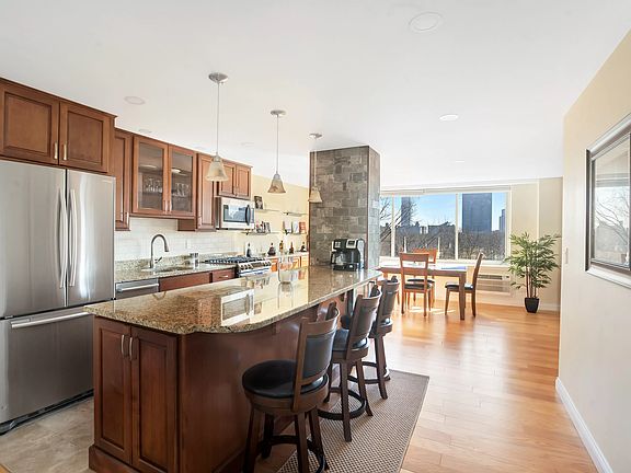 4th image of 400 Central Park W APT 7P