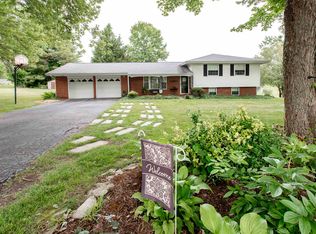 211 Lori Ln, Bedford, IN 47421