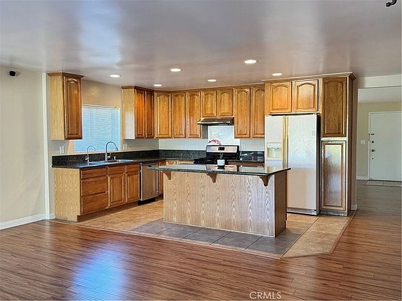 5th image of 16509 Elm Haven Dr