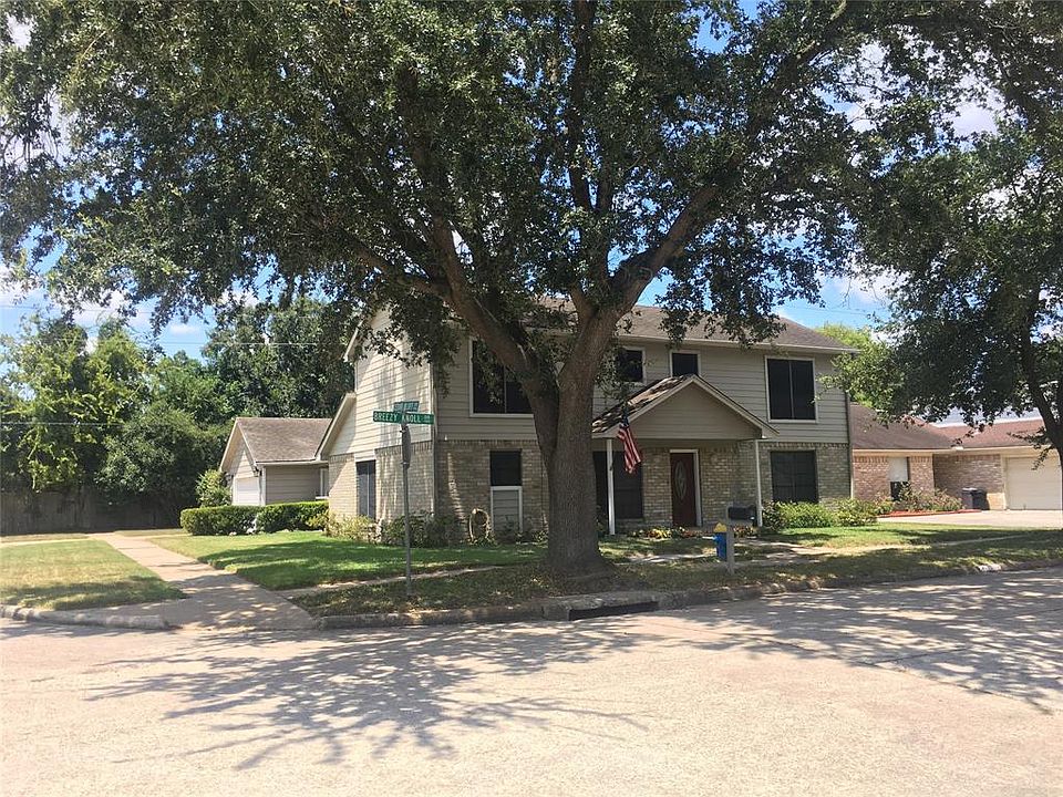 1st image of 11503 Breezy Knoll Dr
