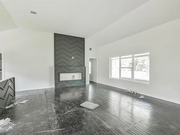 209 Leago St, Houston, TX 77022