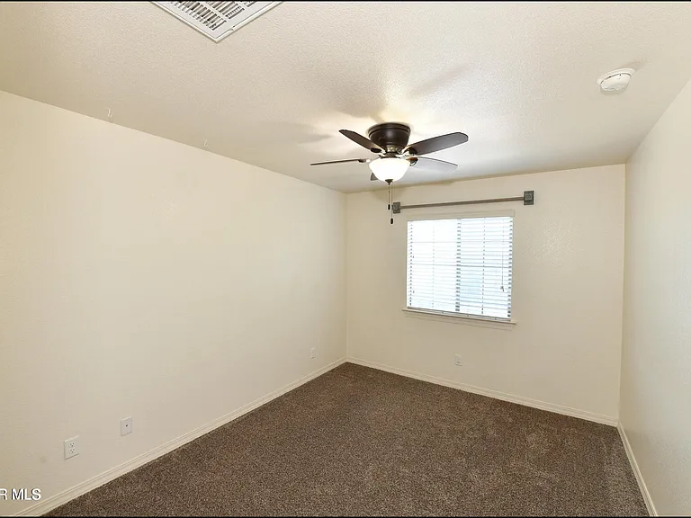 14309 S Cave Ave — Photo 29