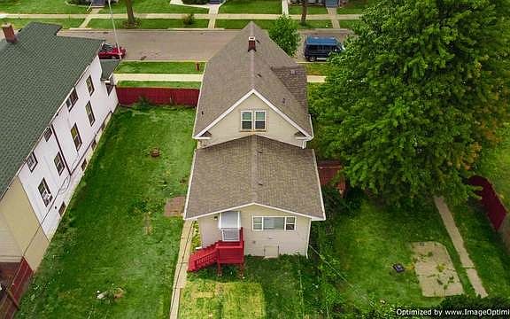 5th image of 217 26th Ave