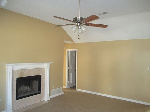 782877_ Livingroom_01062016