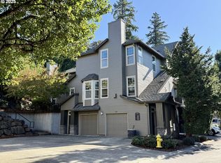 800 Springtree Ln, West Linn, OR 97068