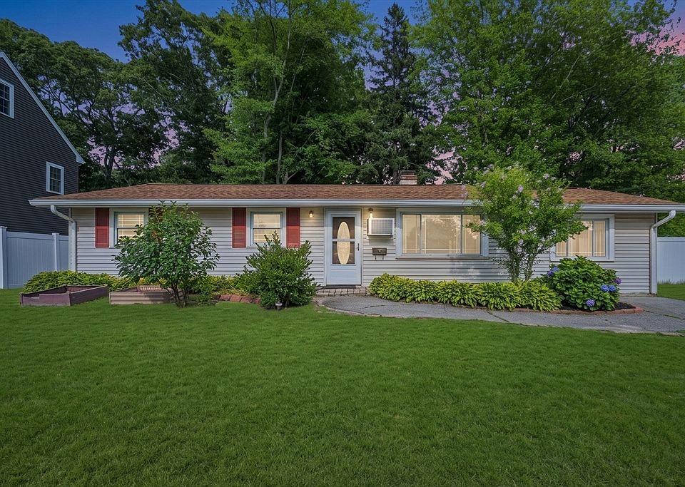 1st image of 34 Joseph Rd