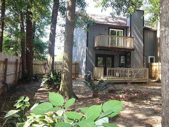 3rd image of 6195 Alicia Dr