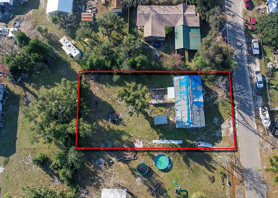 2nd image of 2454 Hayes Ave