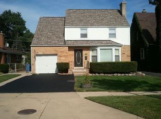 315 S Main St, Mount Prospect, IL 60056