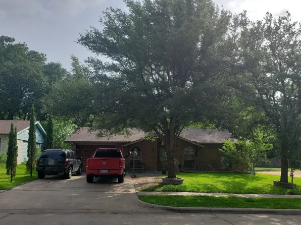 5218 Longhorn Trl, Garland, TX 75043